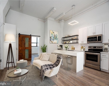 1201 Jackson Street - Photo Thumbnail 3