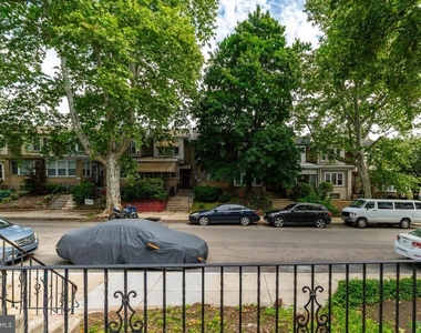 5461 W Berks Street - Photo Thumbnail 17