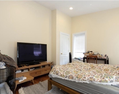 3862 Terrace Street - Photo Thumbnail 3