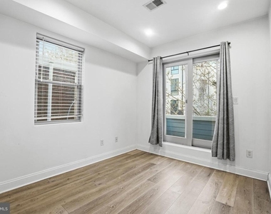 1807 Wylie Street - Photo Thumbnail 11