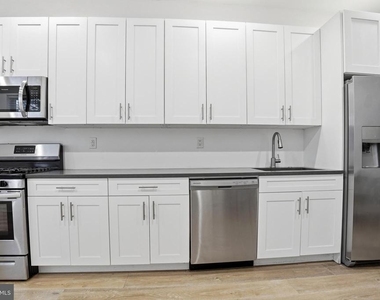 1807 Wylie Street - Photo Thumbnail 6