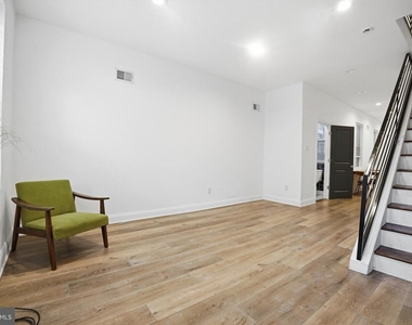 1807 Wylie Street - Photo Thumbnail 2
