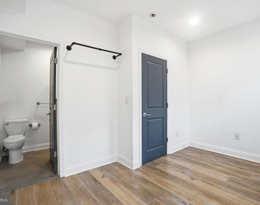 1807 Wylie Street - Photo Thumbnail 19