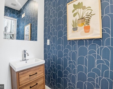 1807 Wylie Street - Photo Thumbnail 9