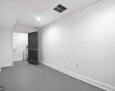 1807 Wylie Street - Photo Thumbnail 31
