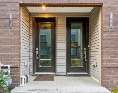 3000 Sedgeview Walk - Photo Thumbnail 1