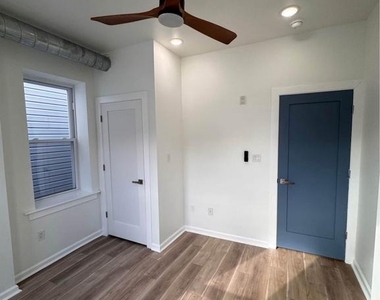 5044 Baltimore Avenue - Photo Thumbnail 4