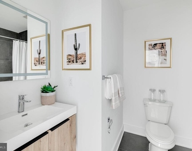 2201 Washington Avenue - Photo Thumbnail 6