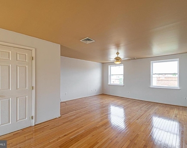1635 E Passyunk Avenue - Photo Thumbnail 14