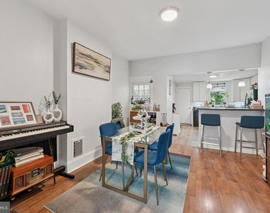1833 Reed Street - Photo Thumbnail 4