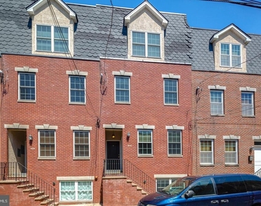 2631 Catharine Street - Photo Thumbnail 13
