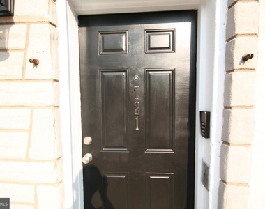 721 S 19th Street - Photo Thumbnail 11