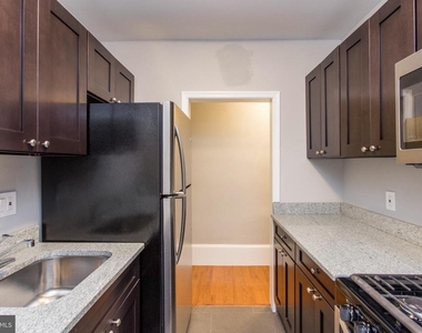 721 S 19th Street - Photo Thumbnail 9