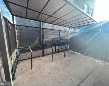 700 N Marshall Street - Photo Thumbnail 26