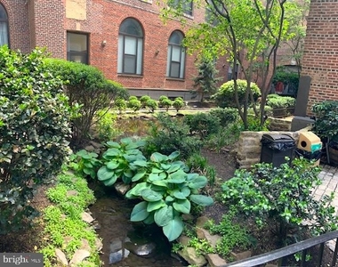1100 S Broad Street - Photo Thumbnail 1