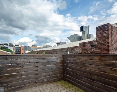 927 N 2nd Street - Photo Thumbnail 5