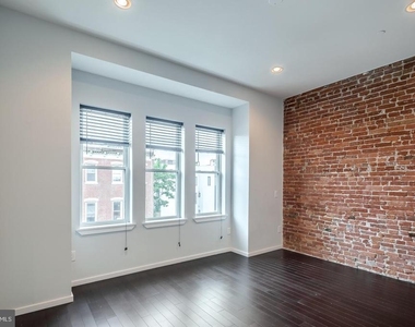 927 N 2nd Street - Photo Thumbnail 10