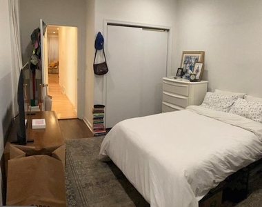 758 S 15th Street - Photo Thumbnail 6