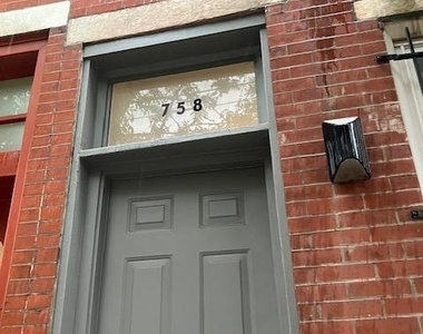 758 S 15th Street - Photo Thumbnail 1