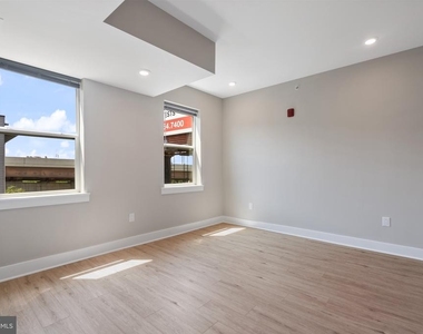 408-10 N Front Street - Photo Thumbnail 7
