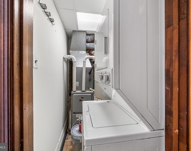 507 Catharine Street - Photo Thumbnail 17