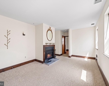 507 Catharine Street - Photo Thumbnail 2