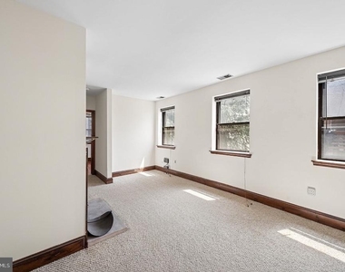 507 Catharine Street - Photo Thumbnail 9
