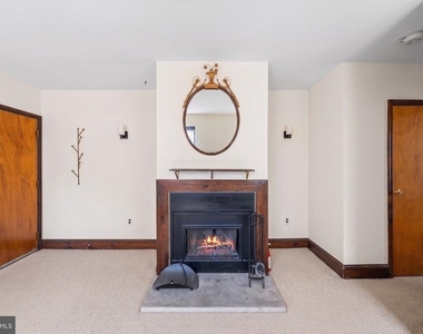 507 Catharine Street - Photo Thumbnail 3