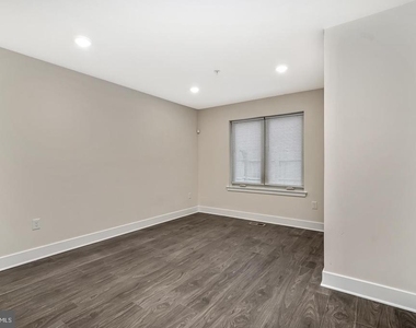 1848 N 19th Street - Photo Thumbnail 11