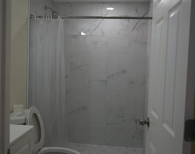 135 Gay Street - Photo Thumbnail 14