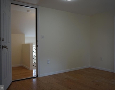 135 Gay Street - Photo Thumbnail 19