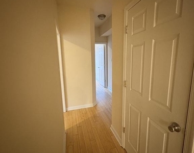 1706 W Diamond Street - Photo Thumbnail 12