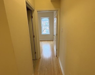 1706 W Diamond Street - Photo Thumbnail 11