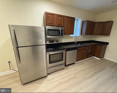 1706 W Diamond Street - Photo Thumbnail 4