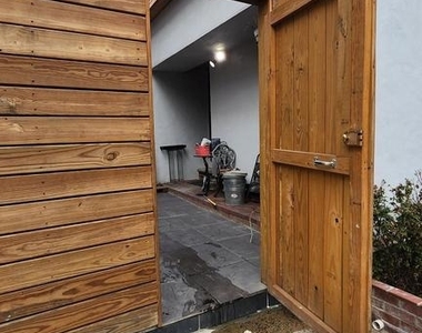 1912 S 19th Street - Photo Thumbnail 1