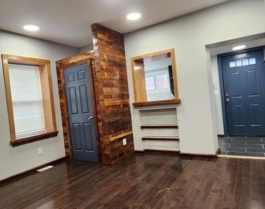 1912 S 19th Street - Photo Thumbnail 12