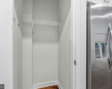 1522 Mount Vernon Street - Photo Thumbnail 7