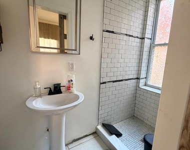 617 E Locust Avenue - Photo Thumbnail 6