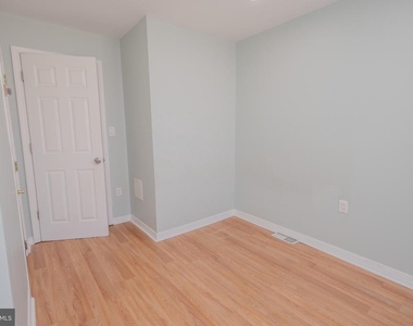 2059 E Ontario Street - Photo Thumbnail 16