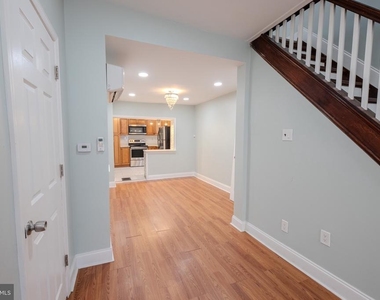 2059 E Ontario Street - Photo Thumbnail 3