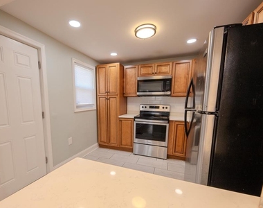 2059 E Ontario Street - Photo Thumbnail 9
