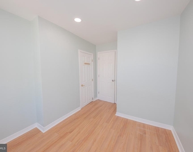 2059 E Ontario Street - Photo Thumbnail 14
