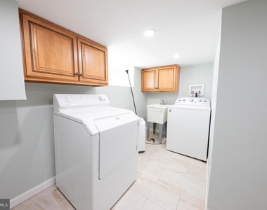 2059 E Ontario Street - Photo Thumbnail 24
