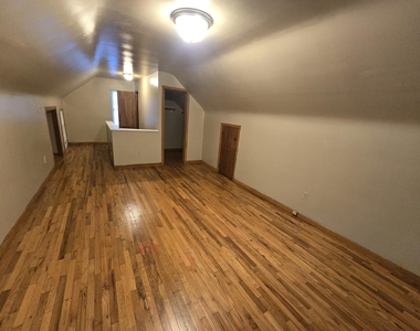 6109 Farmbrook Street - Photo Thumbnail 13
