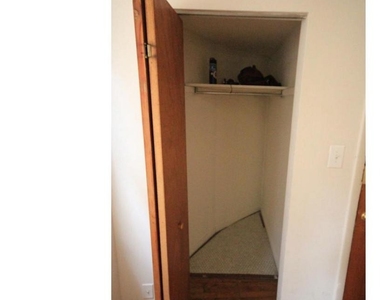 729 Spruce Street - Photo Thumbnail 7