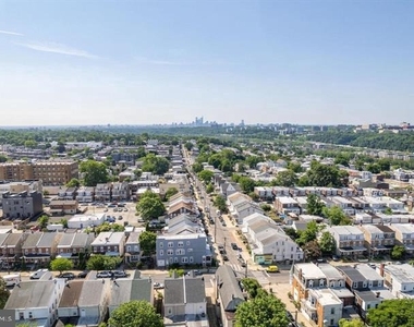 4317 Pechin Street - Photo Thumbnail 25
