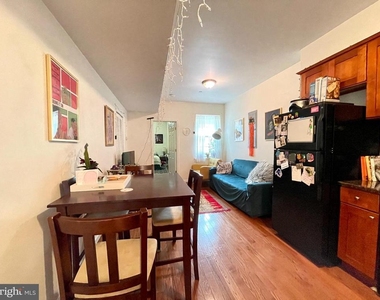 1131 Green Street - Photo Thumbnail 15