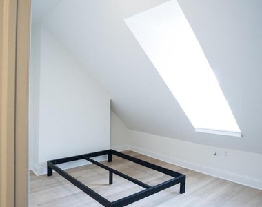 1221 Randolph Street - Photo Thumbnail 19