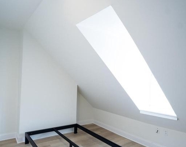 1221 Randolph Street - Photo Thumbnail 20