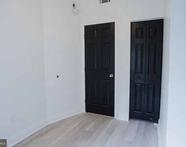 1221 Randolph Street - Photo Thumbnail 13